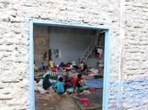 Gudang Jadi Pengungsian Warga Terdampak Banjir Bandang Tapanuli Selatan