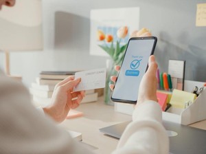 Gen Z Gemar Bayar Pakai Dompet Digital, Ini Alasannya