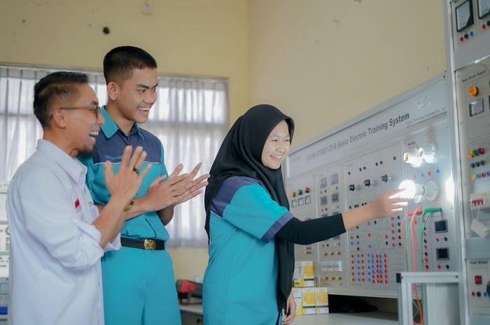 Survei Kemendikdasmen: Tingkat Pengangguran Lulusan SMK Tertinggi dalam 10 Tahun Terakhir
