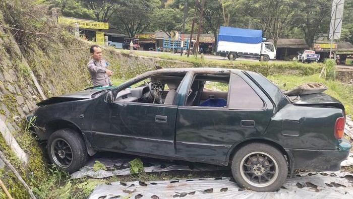 Jalan Raya Abd Manan Wijaya, Bendosari, Kecamatan Pujon, Malang.