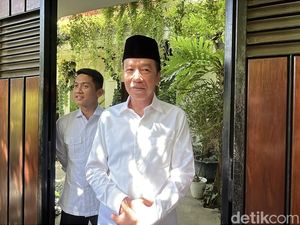 Tersangka Ijazah Palsu Eggy Sudjana dan Damai Hari Lubis Sowan ke Rumah Jokowi