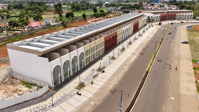 Kawasan komersial premium di Sawangan