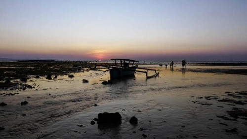 Keindahan Matahari Terbenam di Pantai Kelapa Lima Kupang (Dok. Tangkapan Layar Google Riviewer Subagio 2024)