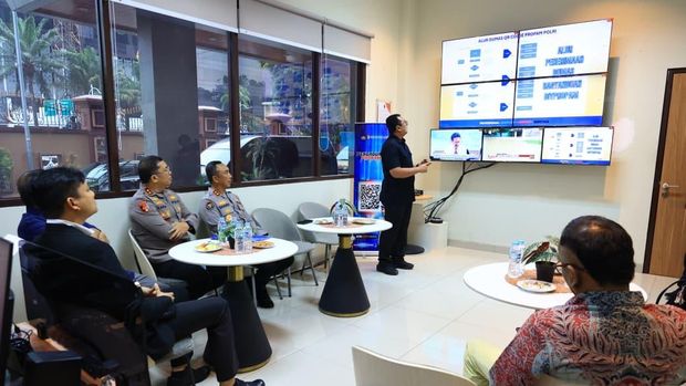 Ketua KIP, Donny Yoesgiantoro, melakukan Visitasi Uji Publik Monev ke Polri