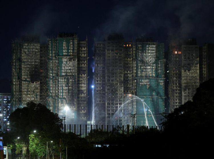 Korban Kebakaran Apartemen di Hong Kong Meningkat Jadi 94 Orang