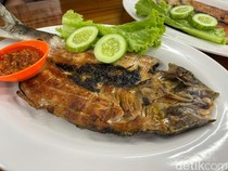 Cuma Tawarkan 1 Menu Ikan Bakar, Gerai Ini Bisa Jual 100 Porsi Sehari!