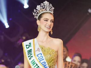 7 Potret Catalina, Juara Miss International 2025 yang Fasih 3 Bahasa