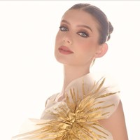 Wanita 26 tahun ini bersekolah di The Columbus School di Envigado sebelum melanjutkan studi komunikasi sosial dengan fokus pemasaran digital di Universitas EAFIT. Ia fasih berbahasa Spanyol, Inggris, dan Portugis. Foto: Instagram/@catalinaduquea @reinadocolombia