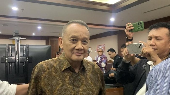 Eks Sekretaris MA Nurhadi Minta Dakwaan Gratifikasi dan TPPU Dibatalkan