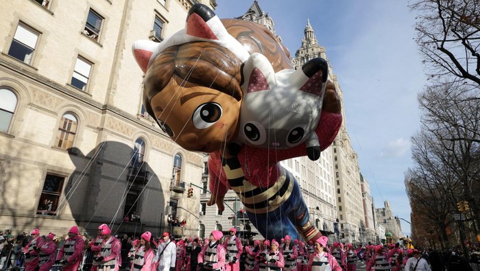 The Monkey D. Luffy balloon flies during the 2025 Macy's Thanksgiving Day Parade in New York City, U.S., November 27, 2025. REUTERS/Jeenah Moon