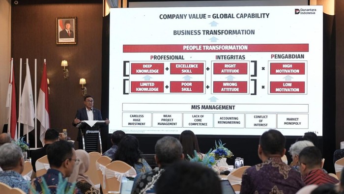 Pelindo menggelar Humas Capital Forum di Makassar.