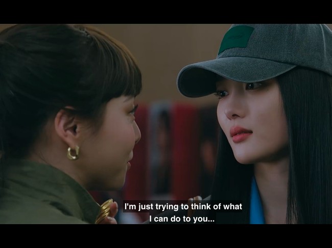 Potongan gambar Kim Yoo Jung saat memerankan karakter psikopat dalam drama Korea Dear X (2025).