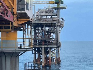 Sumur Tua 6 Tahun Mati, Kini Meledak Produksi 1.097 BOPD di Laut Jawa