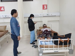 Pria Pamer Kelamin di Blitar Diamankan-Dibawa ke RSJ