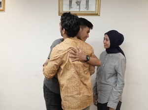 Argi Pegawai KAI Lepas Dinas Usai Tumbler Penumpang Hilang, KAI: Bukan Dipecat