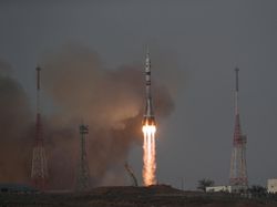 Soyuz MS-28 Sukses Antar Kru Baru ke Stasiun Luar Angkasa