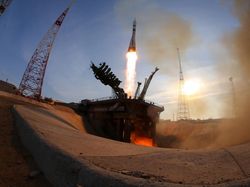 Soyuz MS-28 Sukses Antar Kru Baru ke Stasiun Luar Angkasa