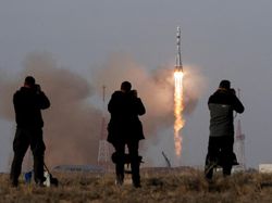 Soyuz MS-28 Sukses Antar Kru Baru ke Stasiun Luar Angkasa