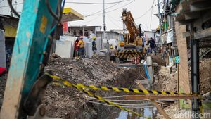 Tanggul Mitigasi Muara Angke Dibangun Demi Lindungi Permukiman Pesisir