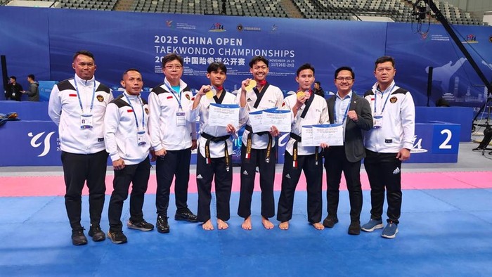 Tim Taekwondo Indonesia yang tampil di China Open Taekwondo Championship 2025
