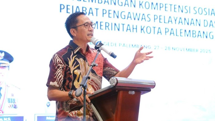 Wali Kota Palembang Ratu Dewa