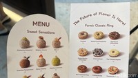 Saat ini Fore Donut menawarkan 27 varian rasa. Terbagi menjadi varian rasa yang manis dan juga gurih. Harganya dibanderol mulai dari Rp 12.000 sampai Rp 24.000 per donat. Foto: Detikcom / Atiqa Rana