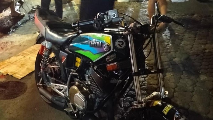 Gary Iska meninggal dunia saat mengendari motor RX King di Pesanggrahan, Jaksel, Sabtu (29/11/2025) dini hari.