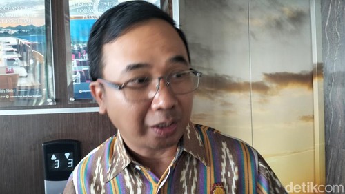 Kajari Manggarai Barat Yoanes Kardinto seusai talkshow Pencegahan Korupsi dan Upaya Inovasi Penerimaaan Daerah di Labuan Bajo, Jumat (28/11/2025).