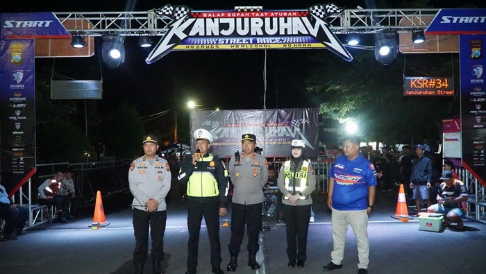 Kapolres Malang AKBP Danang Setiyo P.S saat membuka acara Kanjuruhan Street Race-34