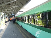 Kereta buat Petani-Pedagang Beroperasi 1 Desember 2025, Tarif Rp 3.000!