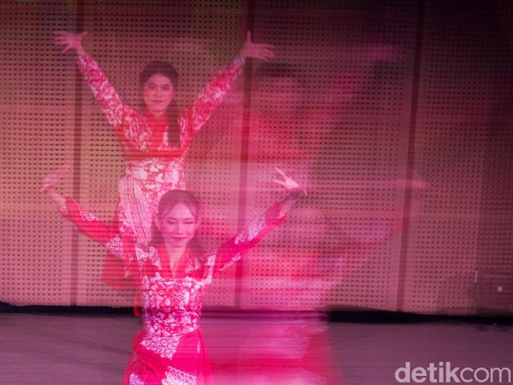 Pertunjukan Cerita Cinta Bunga Matahari dan Rembulan Hidupkan Kisah Rahwana dan Shinta