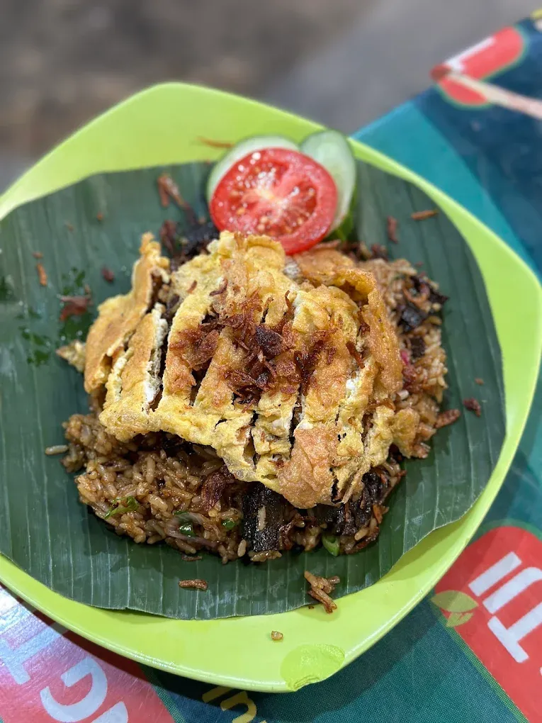 Nasi goreng babat gongso di Jakarta.