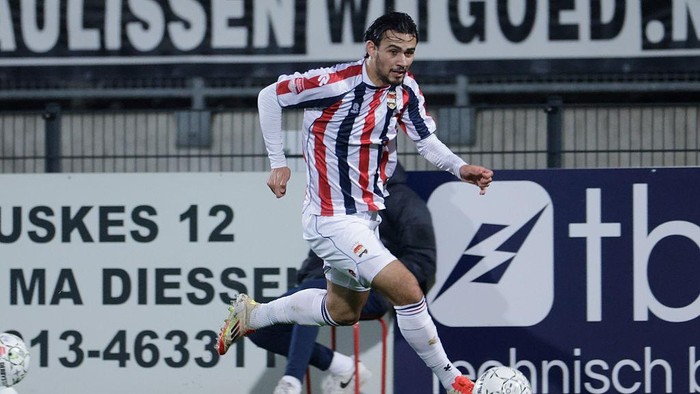 TILBURG, NETHERLANDS - NOVEMBER 15: Nathan Tjoe-A-on of Willem II   during the Dutch Keuken Kampioen Divisie  match between Willem II v FC Emmen at the Koning Willem II Stadium on November 15, 2025 in Tilburg Netherlands (Photo by Geert van Erven /Soccrates/Getty Images)