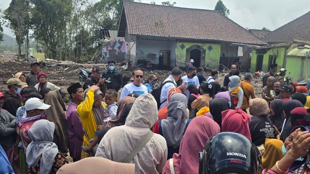 Panitia Natal Nasional 2025 Gerak Cepat Bantu Korban Erupsi di Semeru Lumajang Panitia Natal Nasional 2025 Gerak Cepat Bantu Korban Erupsi di Semeru Lumajang