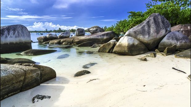 Pantai Tanjung Kelayang Pantai Tanjung Kelayang