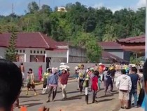 Video: Aksi Penjarahan Gudang Bulog di Sibolga Usai Jalur Logistik Lumpuh