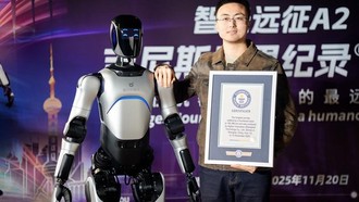 Robot China Jalan Kaki 100 Km Non-stop, Pecahkan Rekor Dunia