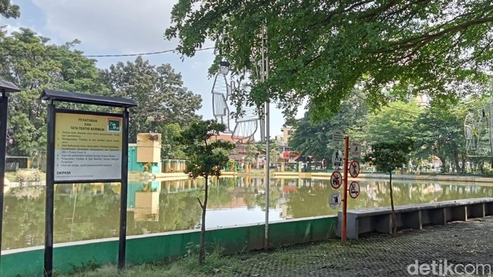 Kondisi Taman Sri Deli yang tampak sepi