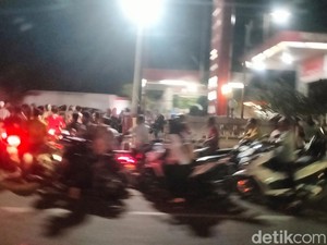Warga Aceh Sulit Dapat BBM, Antrean di Mana-mana