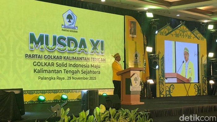 Bahlil saat pidato di Musyawarah Daerah Partai Golkar XI di Kalteng.