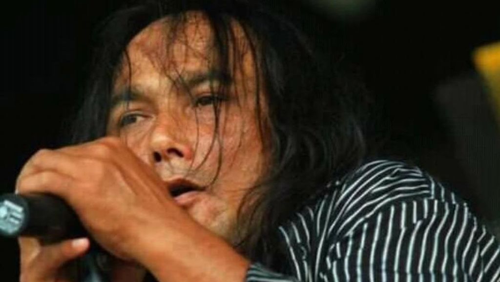 Video: Mantan Vokalis Edane Ecky Lamoh Meninggal Dunia