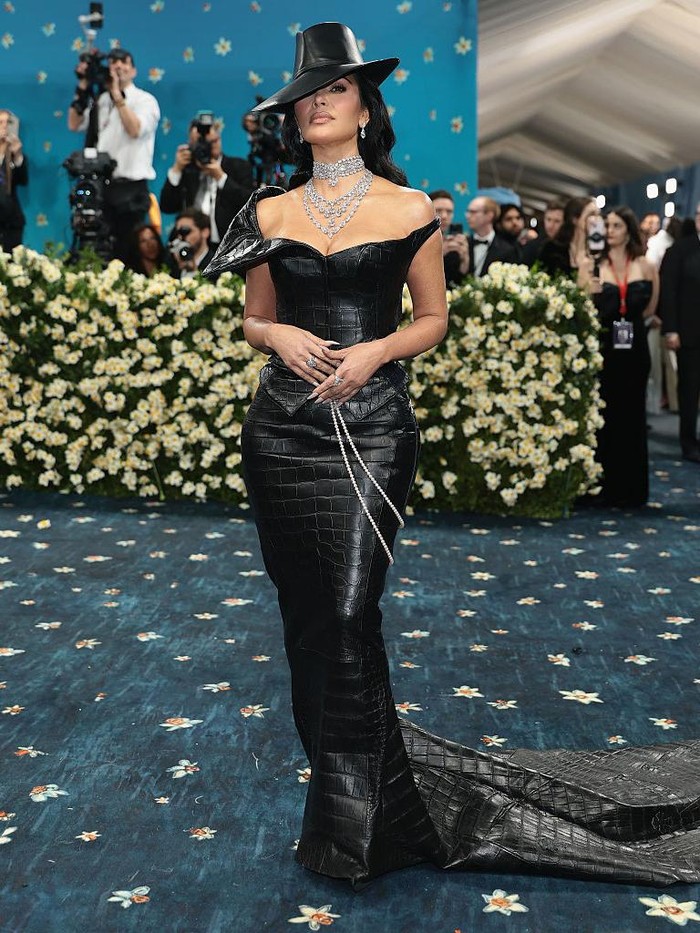 NEW YORK, NEW YORK - MAY 05: Kim Kardashian attends the 2025 Met Gala Celebrating Superfine: Tailoring Black Style at Metropolitan Museum of Art on May 05, 2025 in New York City. (Photo by Dimitrios Kambouris/Getty Images for The Met Museum/Vogue)
