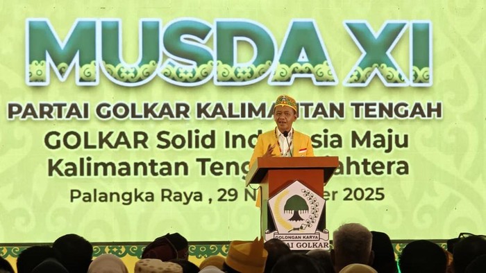 Ketua Umum Golkar Bahlil Lahadalia instruksikan kader untuk membantu korban bencana di Aceh, Sumut, dan Sumbar. (dok.istimewa)