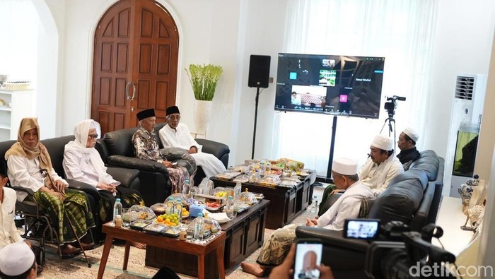 Kiai Sepuh NU Berkumpul di Ploso