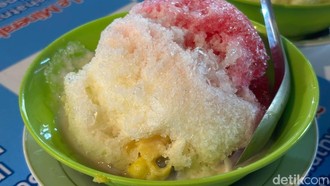 Ngemil Tekwan Enak hingga Es Campur di Pusat Kuliner Tebet Terbaru