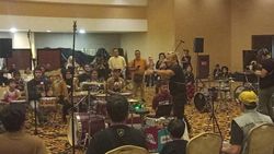 Main Drum Bareng Vol. 2: Dipandu Sandy Pas Band, Beat dari Yoiqball