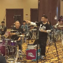 Main Drum Bareng Vol. 2: Puluhan Drummer, Ribuan Beat