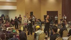 Main Drum Bareng Vol. 2: Puluhan Drummer, Ribuan Beat