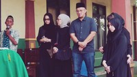 Ketika Marshanda Bersimpuh di Makam Irwan Yusuf: Terima Kasih Ayah