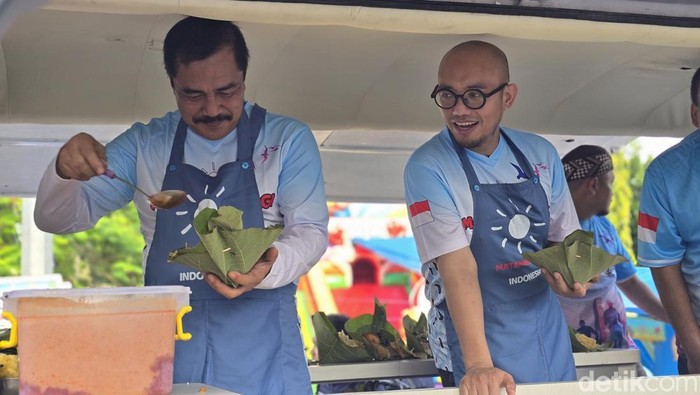 Menteri Imigrasi dan Permasyarakatan (Imipas) Agus Andrianto memeriahkan gelaran Car Free Day (CFD) di Blora, Jawa Tengah (Jateng). (Audrey/detikcom).